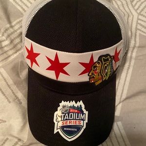 Blackhawks hat